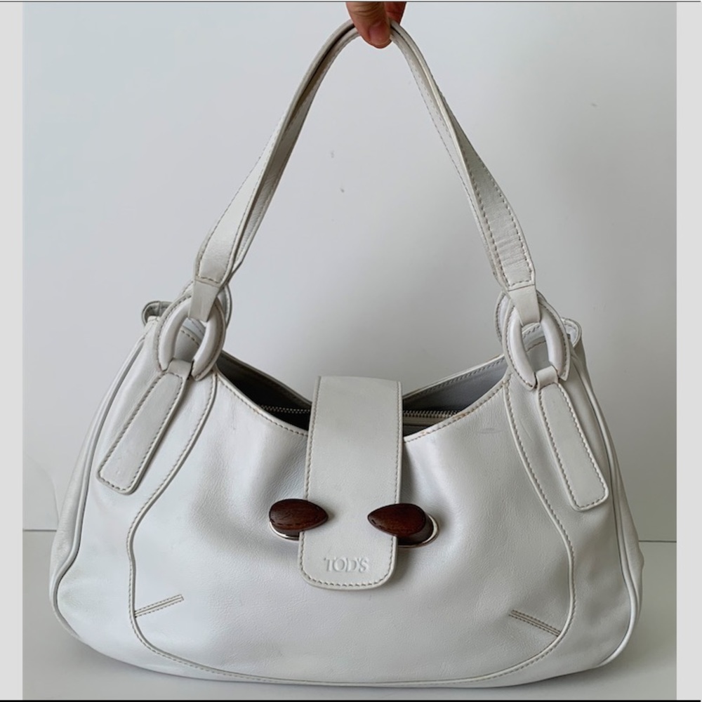 *SOLD Tod’s White Leather Shoulder Bag